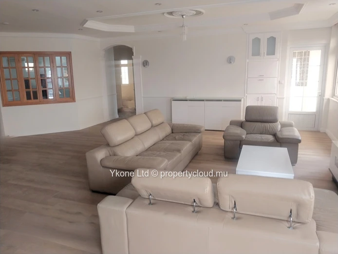 Apartment For Sale In Quatre Bornes