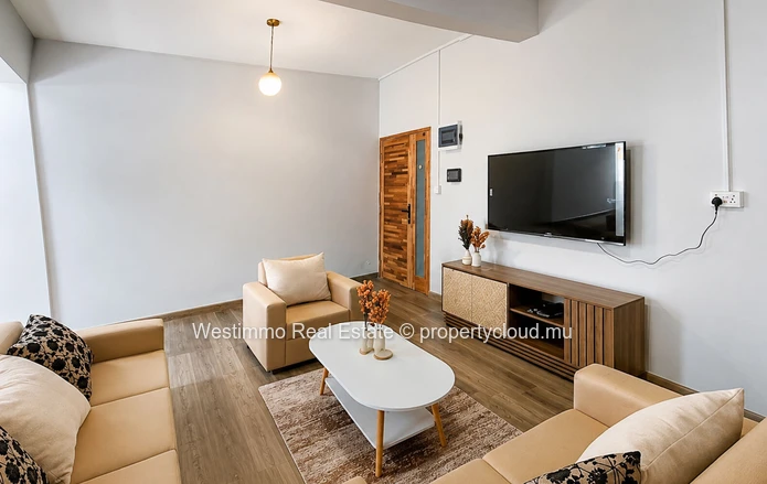 Appartement récent de 120 m² et 3 chambres en suite à louer au cœur de Curepipe