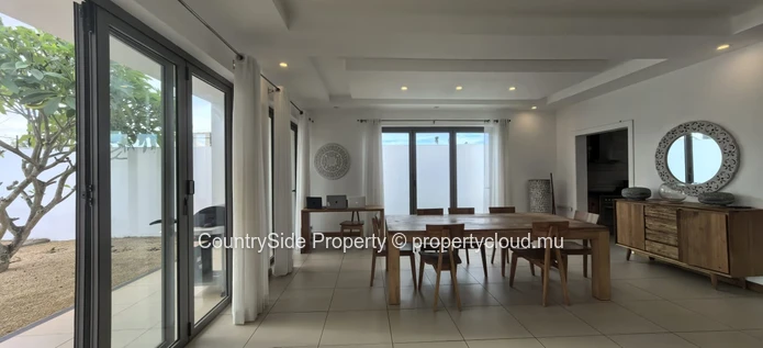 Modern 3-Bedroom Villa with Pool & Bali-Style Retreat in Pointe aux Piments