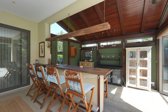 Villa PDS de 331 m² avec piscine privée à vendre à Mont Mascal