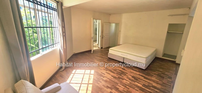 A louer : Maison de type townhouse, meublée et équipée de 118 m² à Bain Boeuf