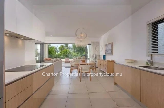 Appartement de 3 chambres de 131 m² à Pointe aux Canonniers