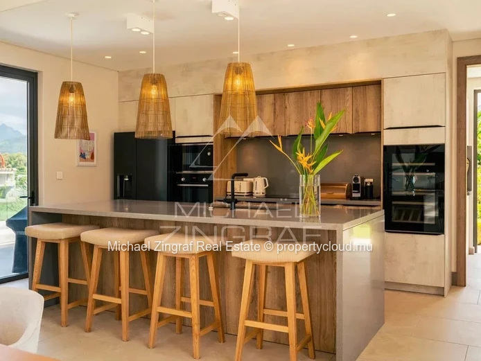 Exceptional Villa with Panoramic Views in Anahita