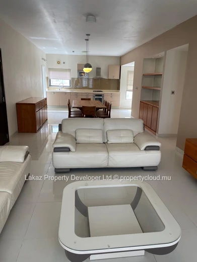 Great Deal in Sodnac: 3-Bedroom Apartment + Double Garage