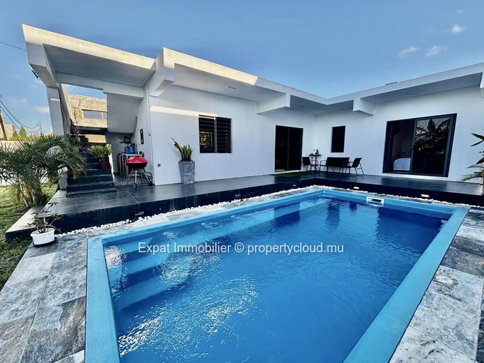 Single-Level 2-Bedroom Villa With Garden And Swimming Pool – Péreybère