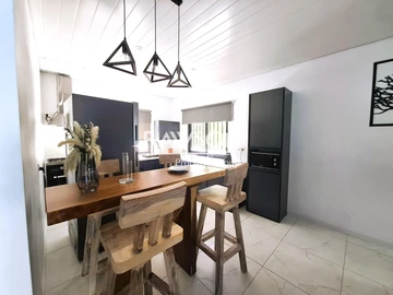 4 Bedroom Villa