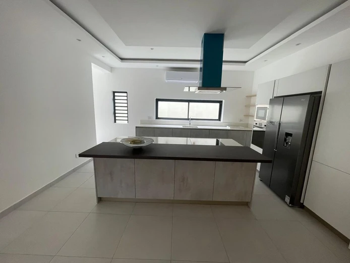 Spacious Luxury Villa with Private Amenities – Grand Baie