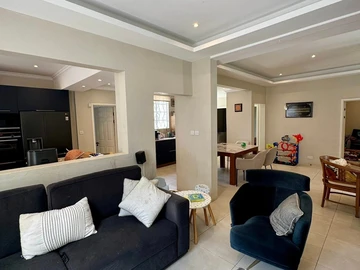 4 Bedroom Villa