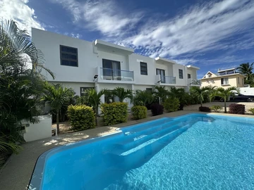 3 Bedroom Townhouse, Duplex