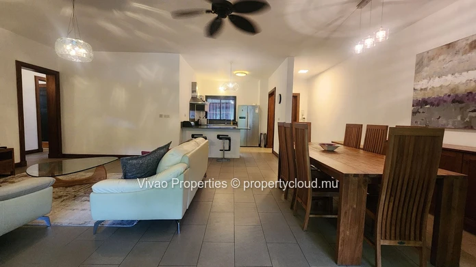 Appartement meublé 3 chambres à louer à Moka (172m²). Magnifique environnement donnant sur la rivière. Ref 16186.