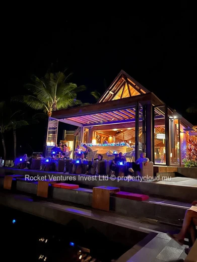 Villa 2 chambres sous la direction de l’hôtel Four Seasons. Est. Anahita. Établissement super luxe.