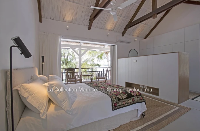 Villa I Tamarin I Beachfront