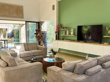4 Bedroom Villa