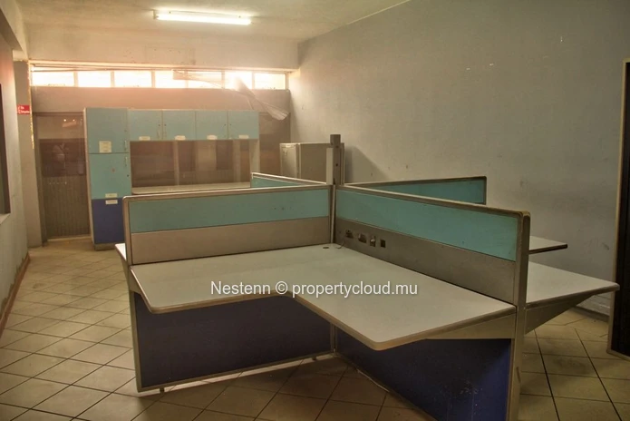 Commercial premises of 2700 m²