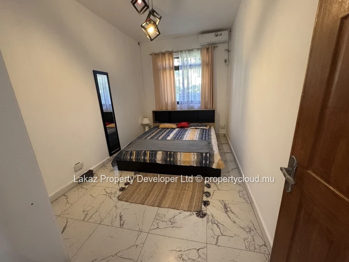 Duplex meublé de 3 chambres à louer à Pointe aux Canonniers