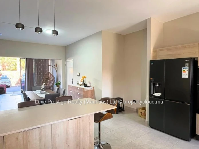 Premium 3-Bedroom Apartment for Rent in Pereybère | Ground Floor, Large Terrace & Shared Pool