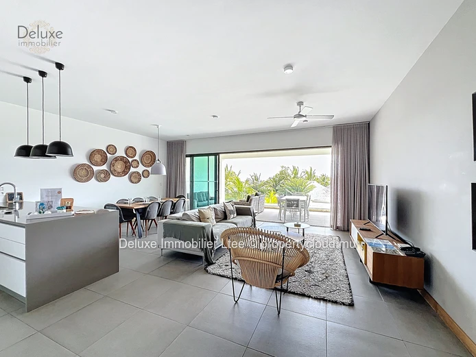 Luxurious 3-BR Apartment in Grand Gaube with Pool Access