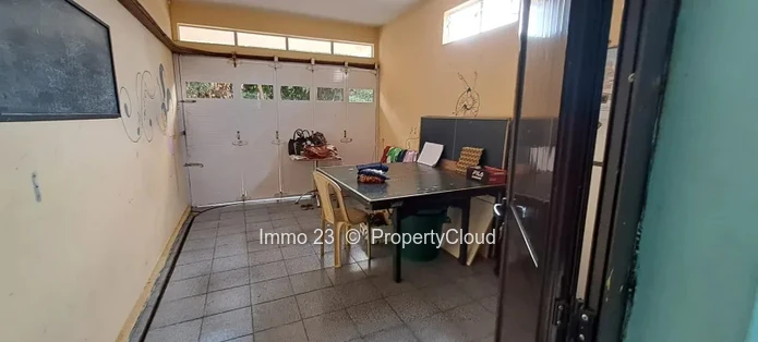 Maison / Villa - 6 chambres - Roches Brunes - Ref. MA84353VE