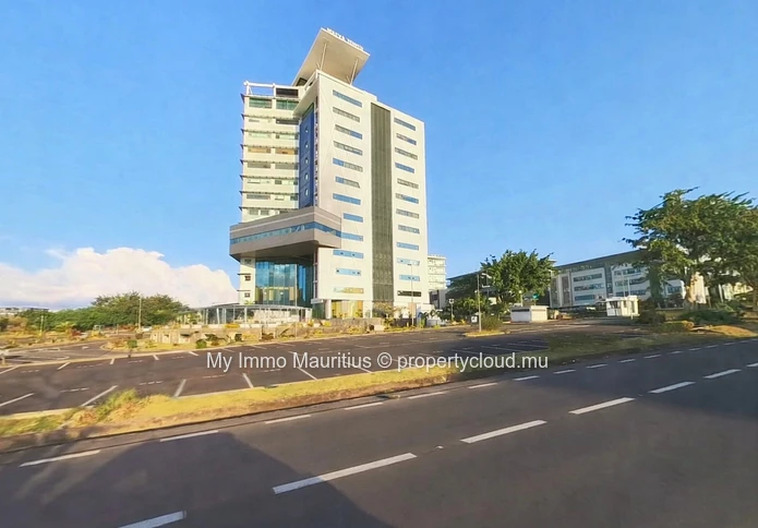 Location Bureaux – Ébène Cybercity 