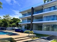 Unlock Your Dream Home: Stunning Ground Floor Apartment in the Heart of Tamarin! 