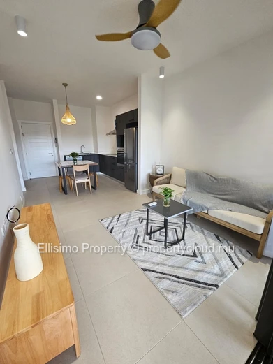 Appartement une chambre à coucher-Beau Plan