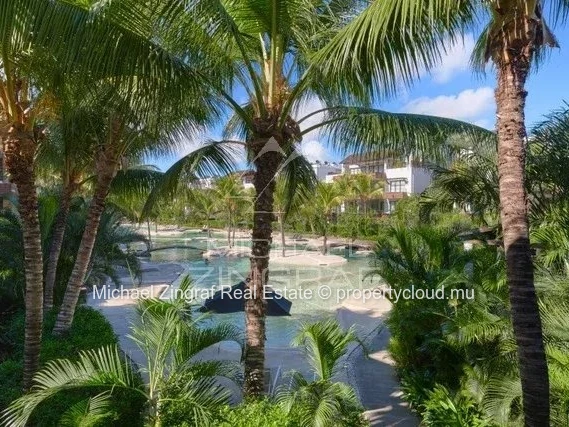 Elegant 2-Bedroom Apartment at Choisy Les Bains