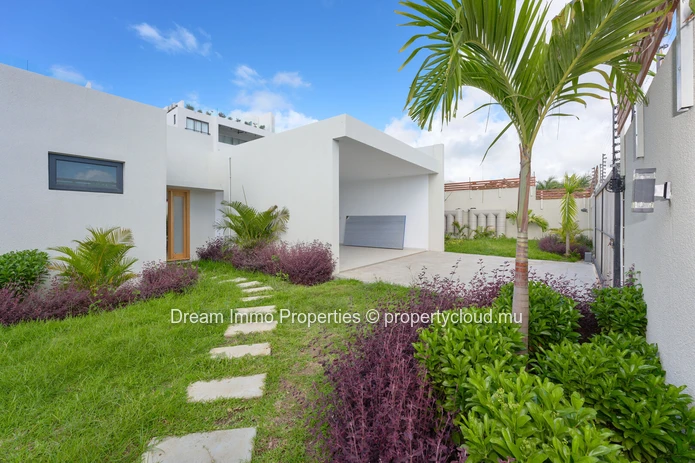Villa moderne de 4 chambres en suite avec piscine privée à Grand Baie – Ile Maurice