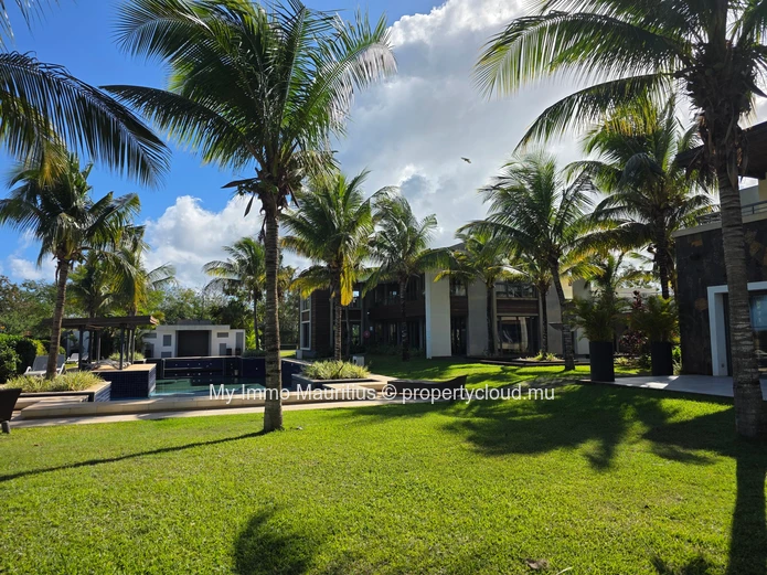 Exclusive Club House with Restaurant, Offices and Leisure Facilities – Balaclava