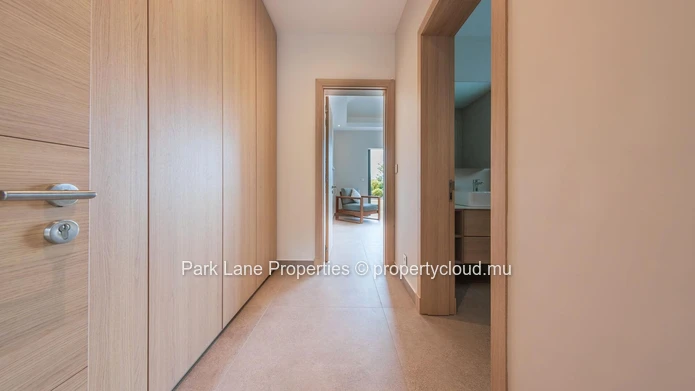 Élégante villa de 4 chambres avec vue panoramique sur la montagne et piscine privée