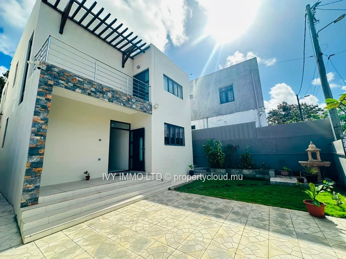 Luxury Villa For Rent – Trou Aux Biches