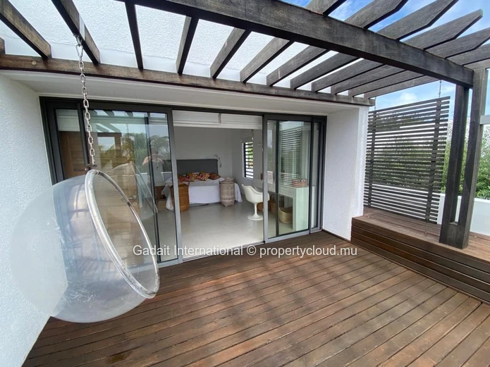 Long-Term Rental in Cap Malheureux – 4-Bedroom Villa with Pool Just Steps from the Sea
