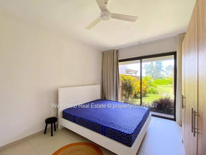 GRAND GAUBE - Magnificent modern duplex on the edge of the Barachois