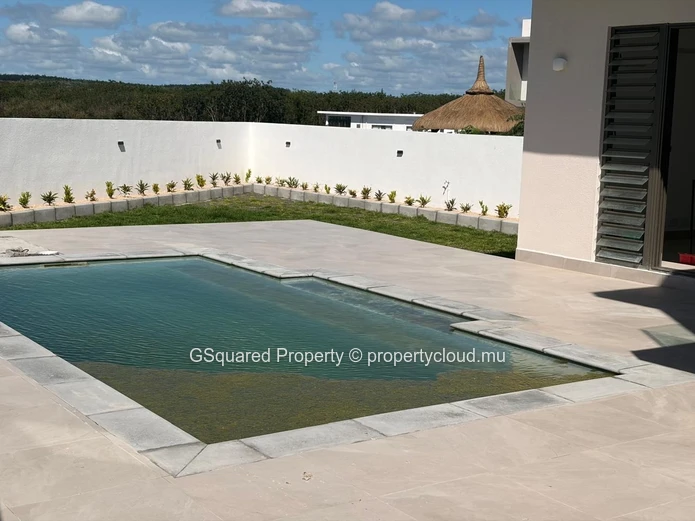 Modern 3-Bed Villa with Pool & Balcony in Grand Baie