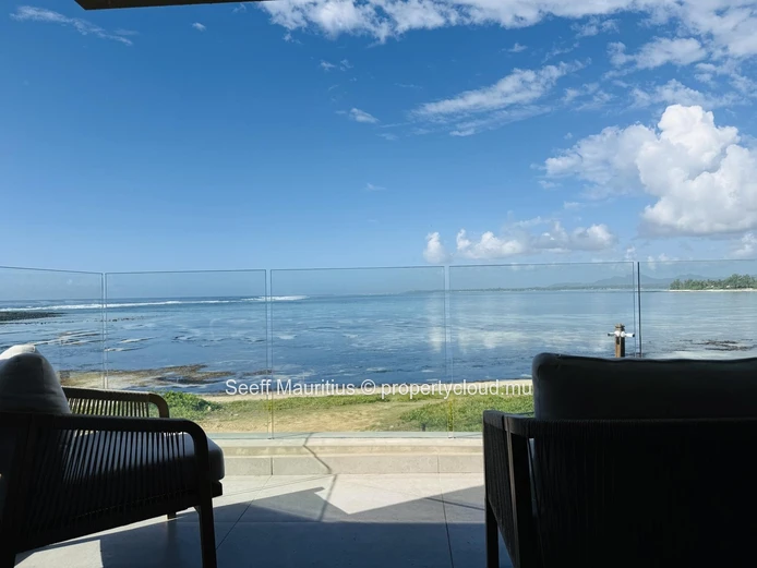 Stunning Sea Views – Exquisite 3-Bedroom Apartment