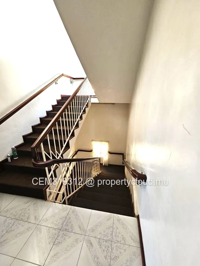 Maison 4 Chambres à Vendre – Coromandel 