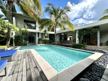 4 Bedroom Villa