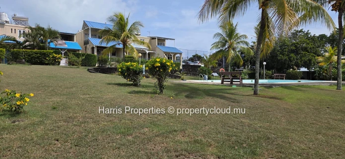 Magnifique appartement au rez-de-chaussée à louer – Grand Baie