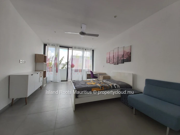 Luxury villa  located in a gated residence for sale !
