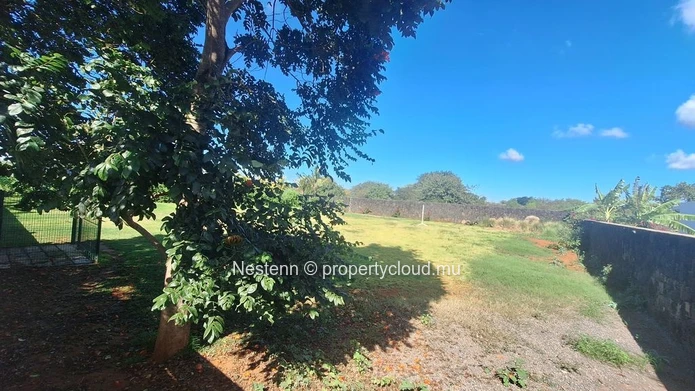 Residential land of 1,200 m² in one the most sought-after residential areas in the north