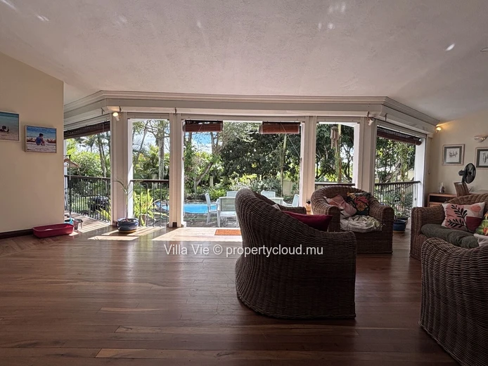Bon Espoir - Maison de 2 chambres et un bureau avec piscine et jardin