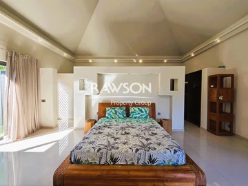 4 Bedroom Villa