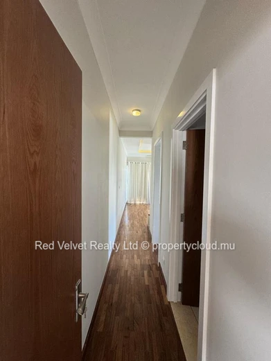 Penthouse de luxe en duplex à vendre à Sodnac, Quatre Bornes