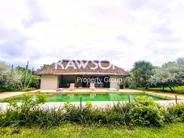 4 Bedroom Villa