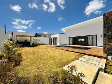 3 Bedroom Villa
