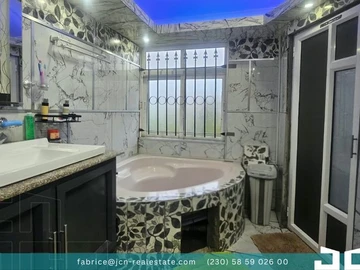 7 Bedroom Villa