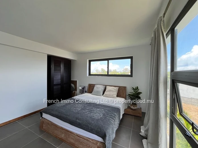 Penthouse de 3 chambres avec roof top privatif, accessible aux etrangers a Bain Boeuf