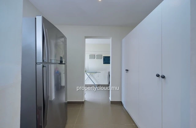 A vendre villa 3 chambres accessible aux etrangers emplacement idéal à La Salette, Grand Baie.