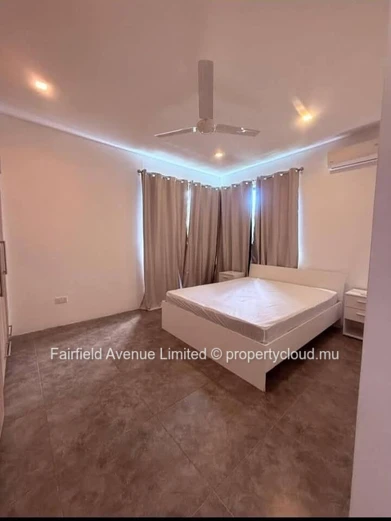 Maison meublée 3 chambres avec bureau à louer à Coromandel