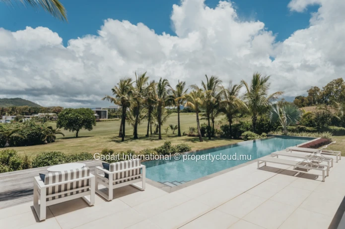 Achat villa d'exception avec piscine à Anahita Golf Resort Île Maurice Investir dans le luxe