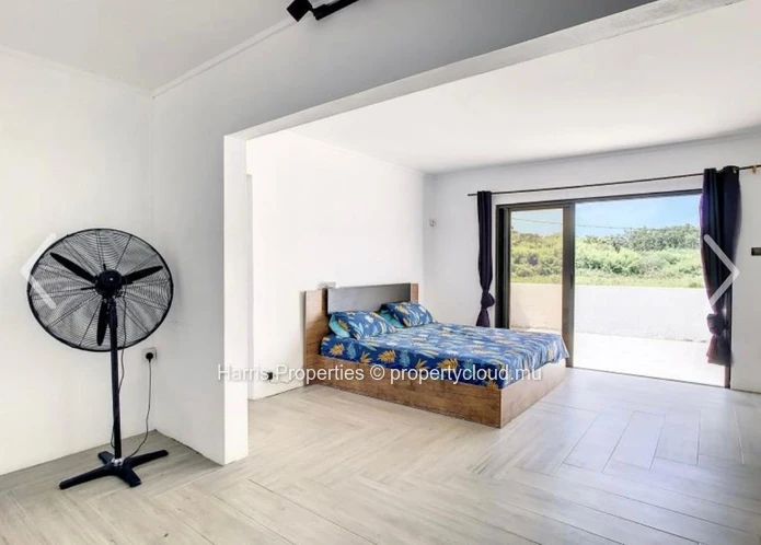 Spacious house for sale – Grand Gaube 